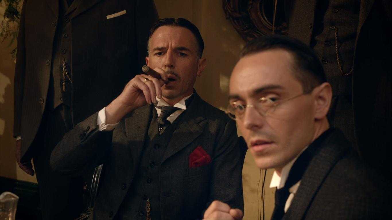The Sabinis were known to be close customers of the IRA. (IMDb)