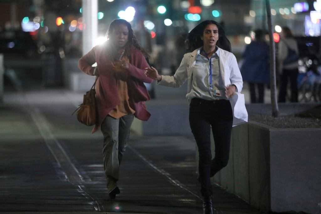 The pursuit to find Thomas reunites the three women. (IMDb)