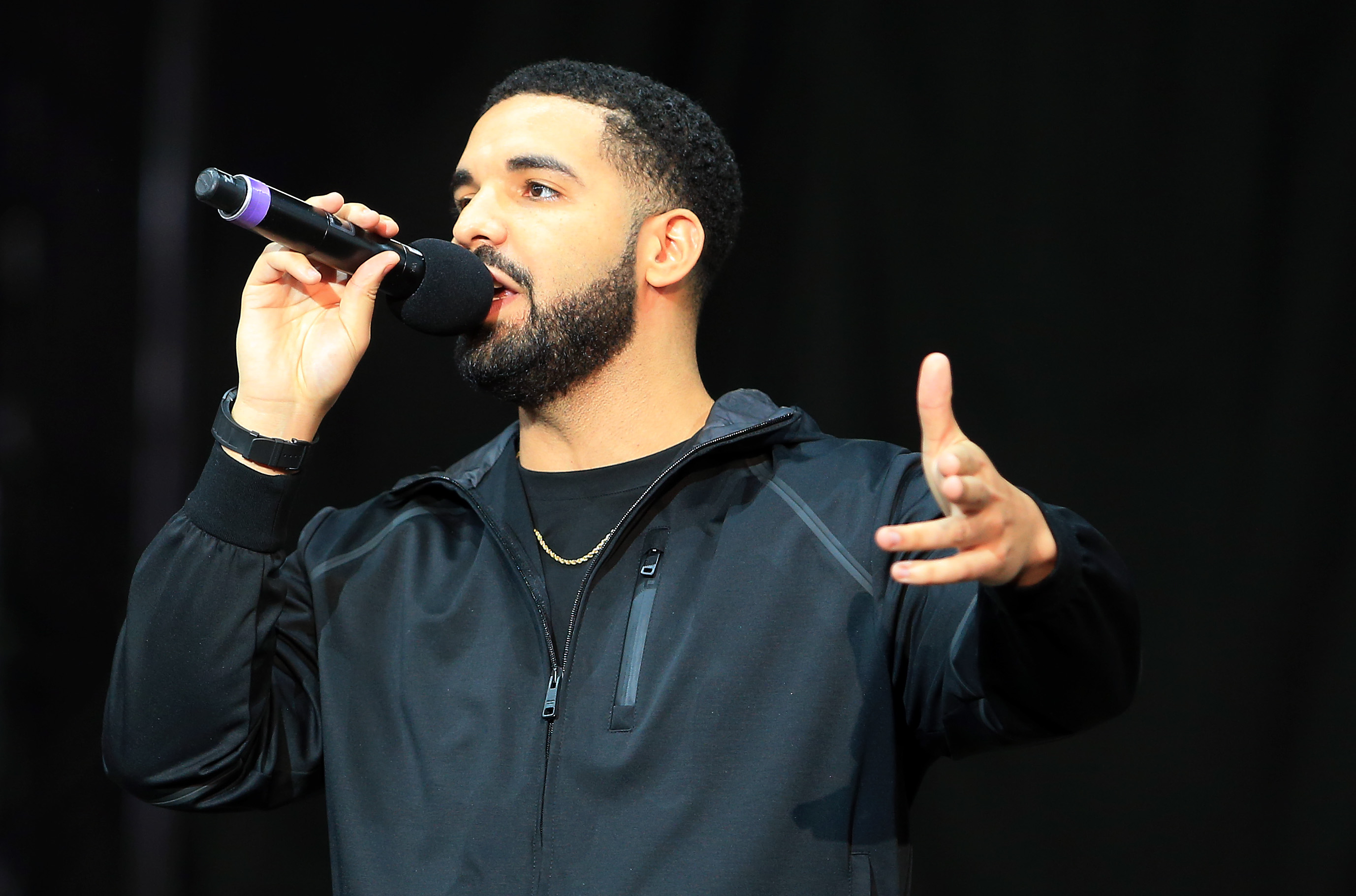 Singer Drake has eight nominations in this year's AMA (Getty Images)