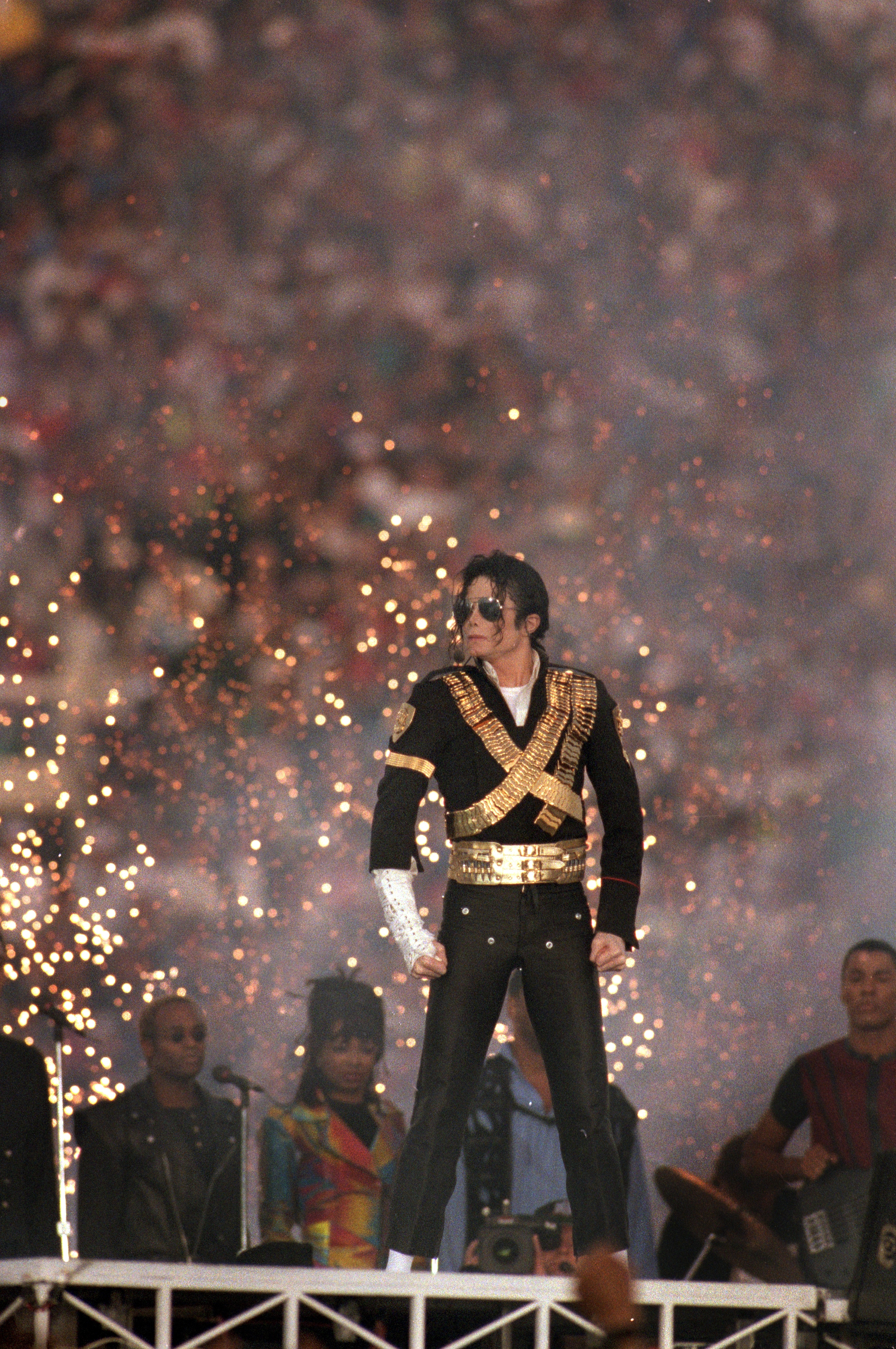 Michael Jackson performs during the Halftime show as the Dallas Cowboys take on the Buffalo Bills in Super Bowl XXVII at Rose Bowl on January 31, 1993, in Pasadena, California. (Photo by George Rose/Getty Images)