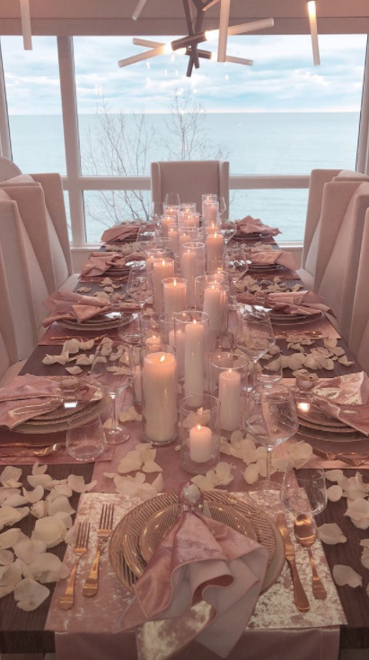 Thanksgiving with Khloe Kardashian (Source: khloekardashian, Instagram)