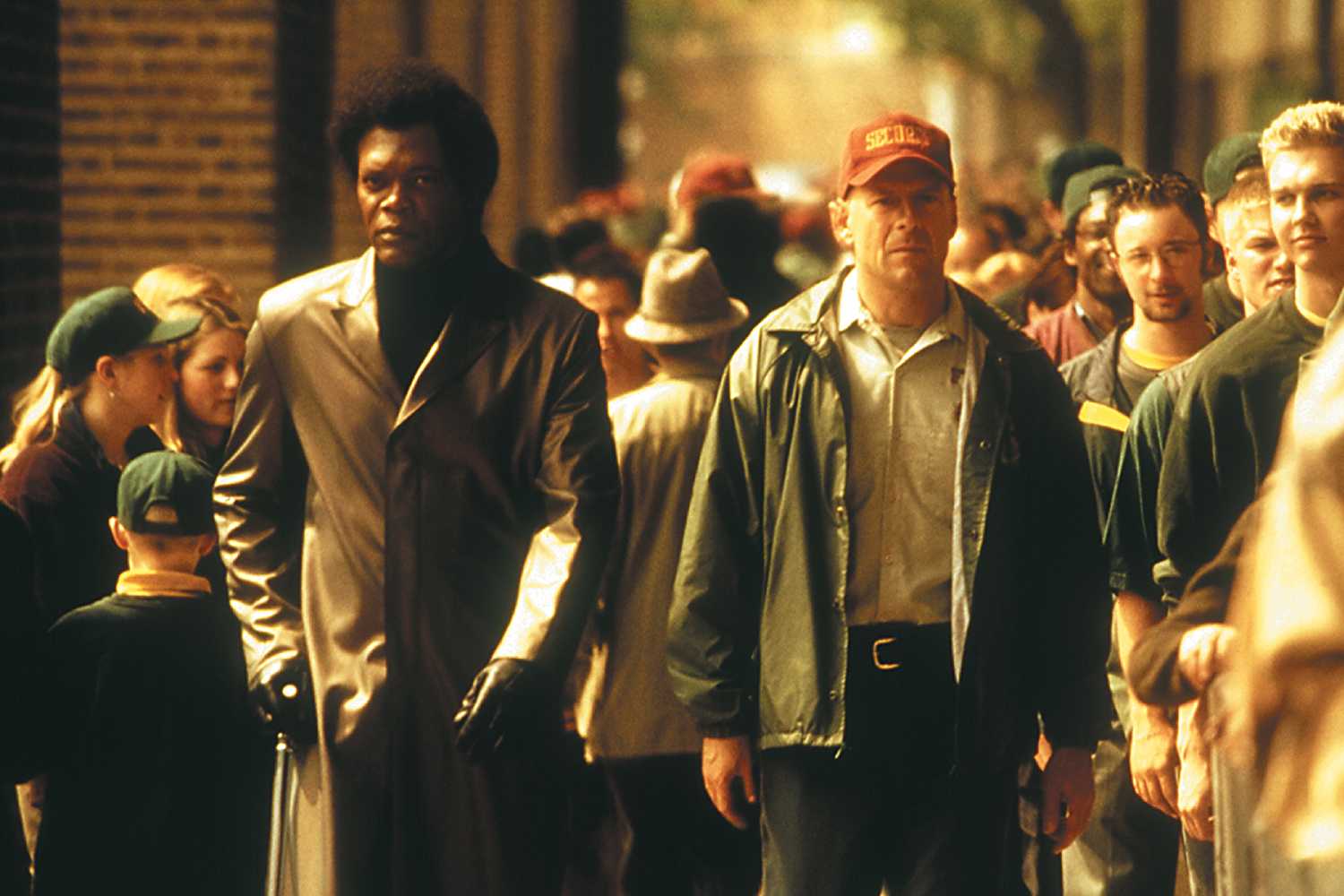 Glass had tried to persuade Dunn to embrace his powers. (IMDb)
