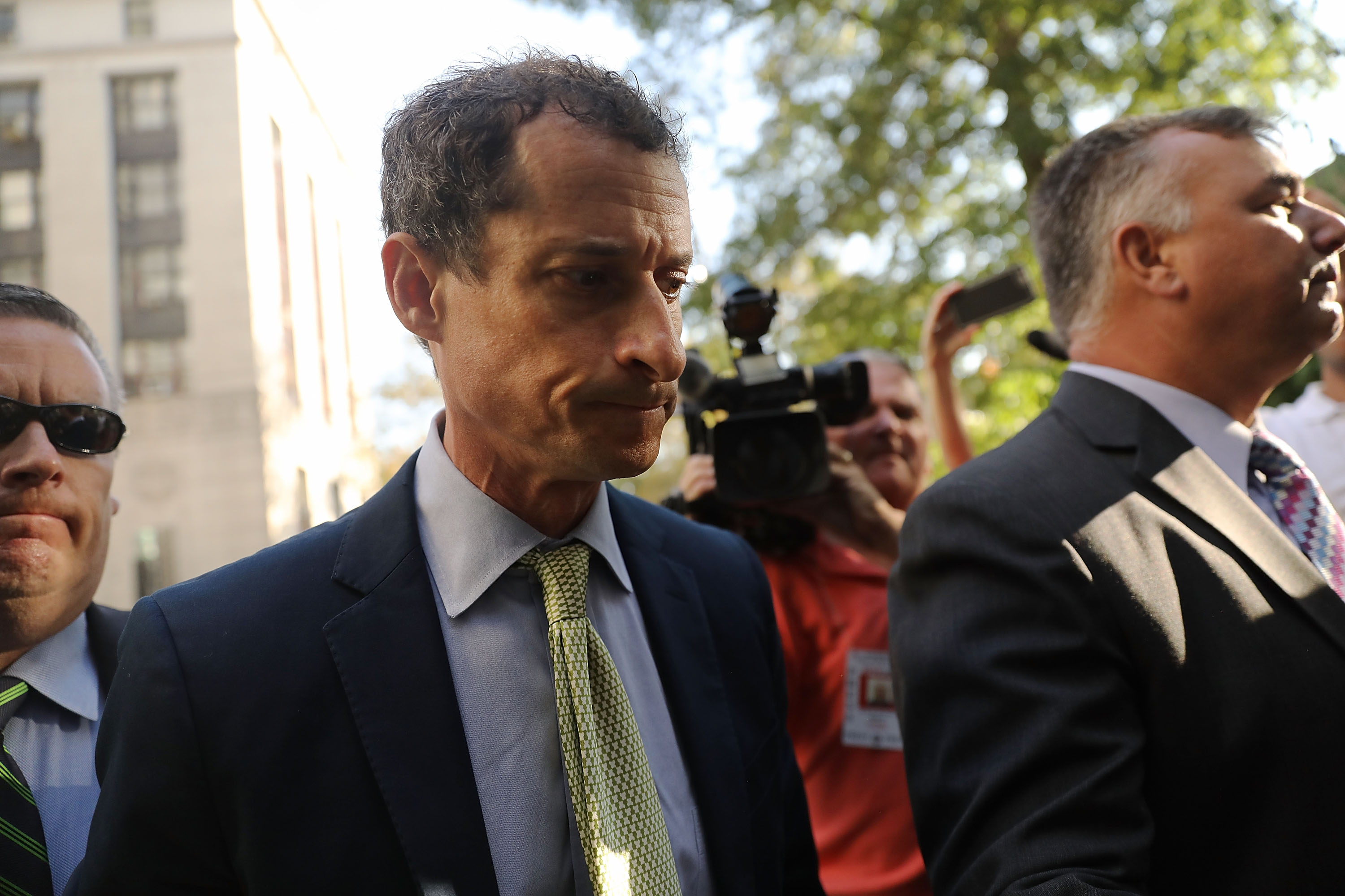 Former congressman Anthony Weiner arrives at a New York courthouse for his sentencing in a sexting case on September 25, 2017 in New York City. As part of his plea deal, Weiner, who is separated from wife Huma Abedin, has agreed not to appeal the prosecutors' recommendation of 21 to 27 months in jail. (Getty Images)