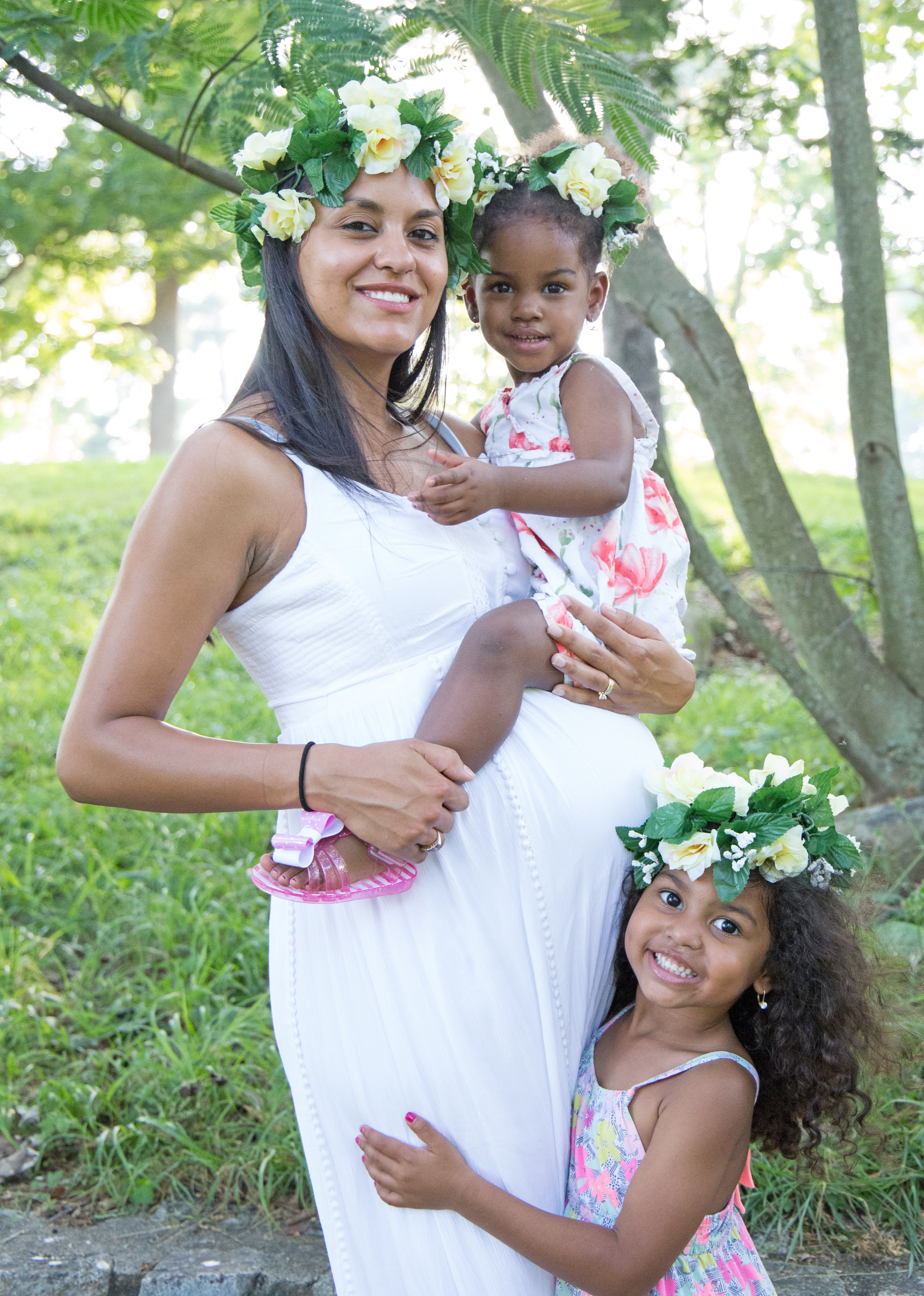 Mothers are expected to be different towards their second child (Pexels)