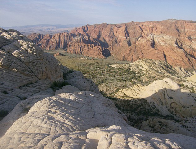 Snow Canyon State Park (Source: photophat/Wikimedia Commons)