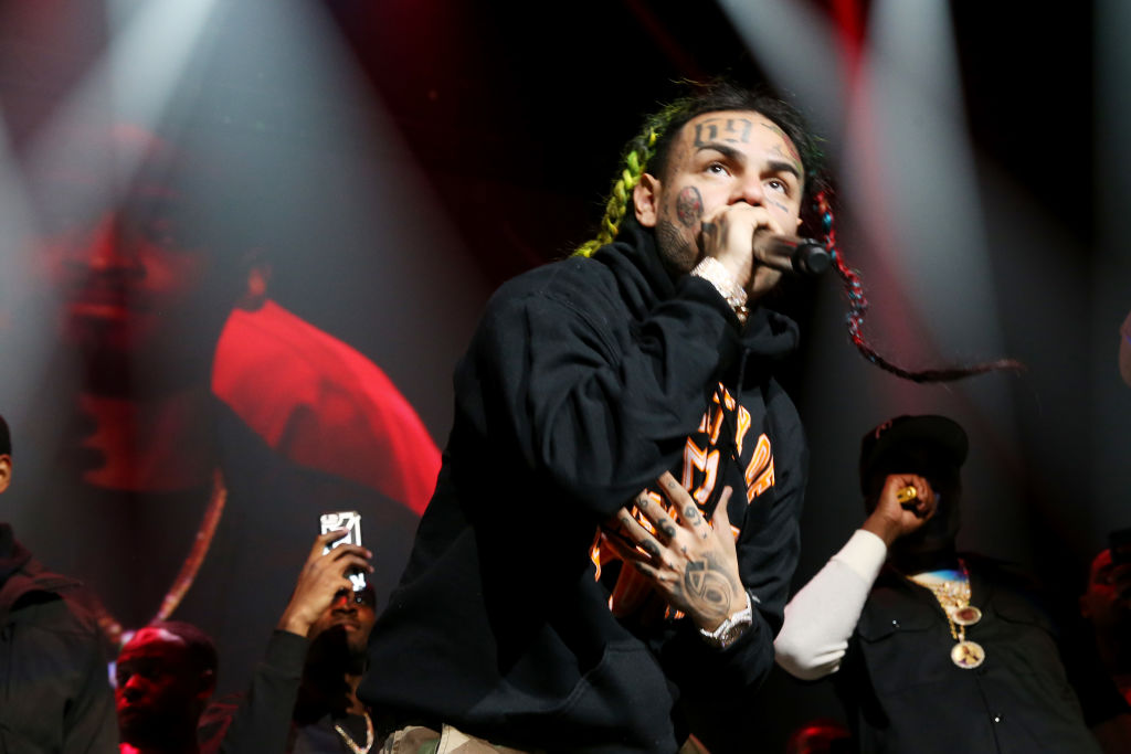 Rapper 6ix9ine performs at Power 105.1's Powerhouse 2018 at Prudential Center on October 28, 2018, in Newark, New Jersey. (Getty Images)