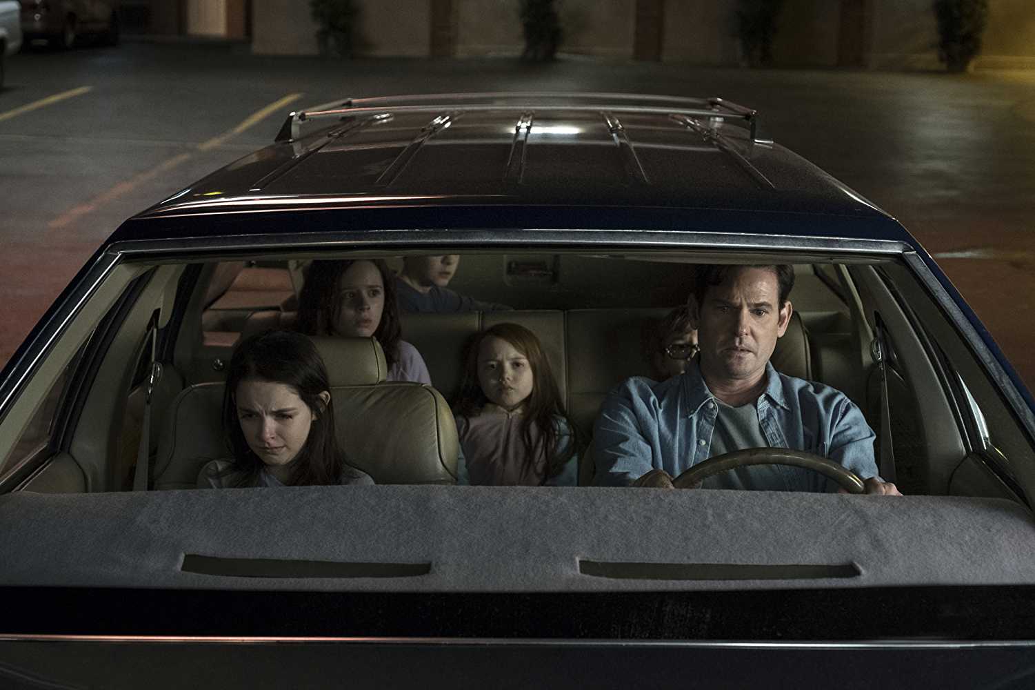 Part of what makes 'The Haunting of Hill House' so scary is its relatability factor (Source: IMDb)