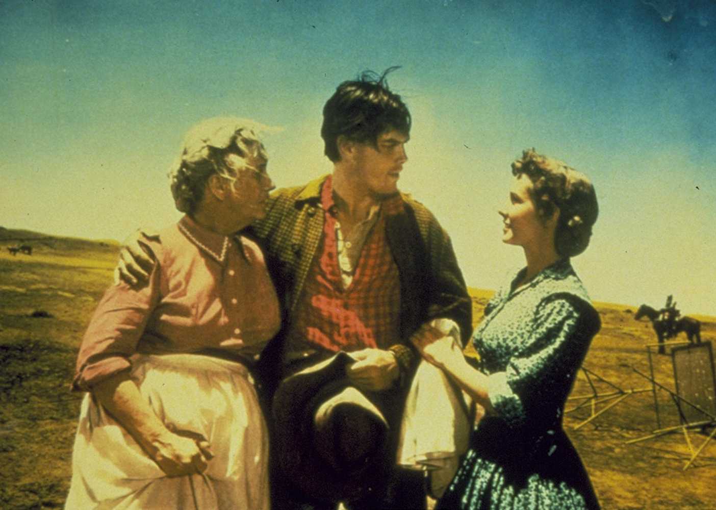Jeffrey Hunter, Olive Carey, and Vera Miles in The Searchers (1956). (IMDb)