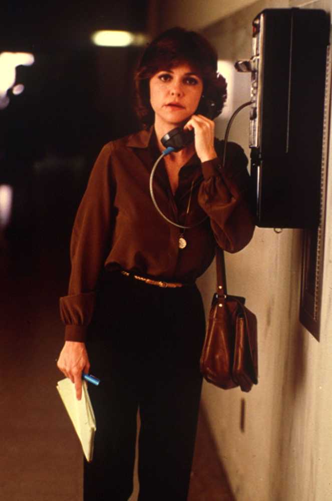 'Absence of Malice' tells us about everything that could go wrong when we don't verify. (IMDb)