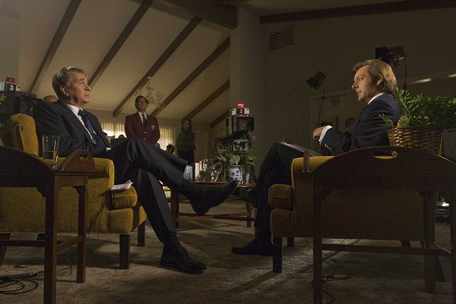 This dramatic retelling of the Watergate scandal presents a very different side of Nixon. (IMDb)