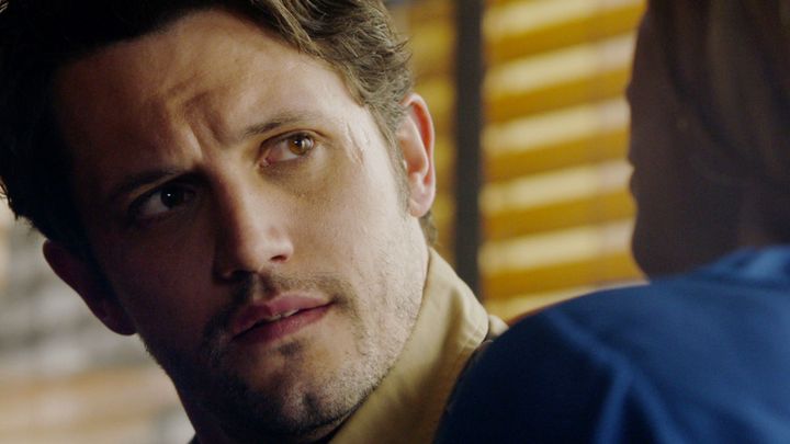 The new trailer has put Max in a dilemma. (The CW)