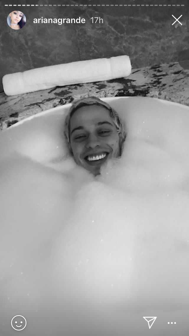 In the picture, the comedian is seen with a smile on his face as Ariana captured the moment seemingly from their hotel bathroom. (Source: Instagram)