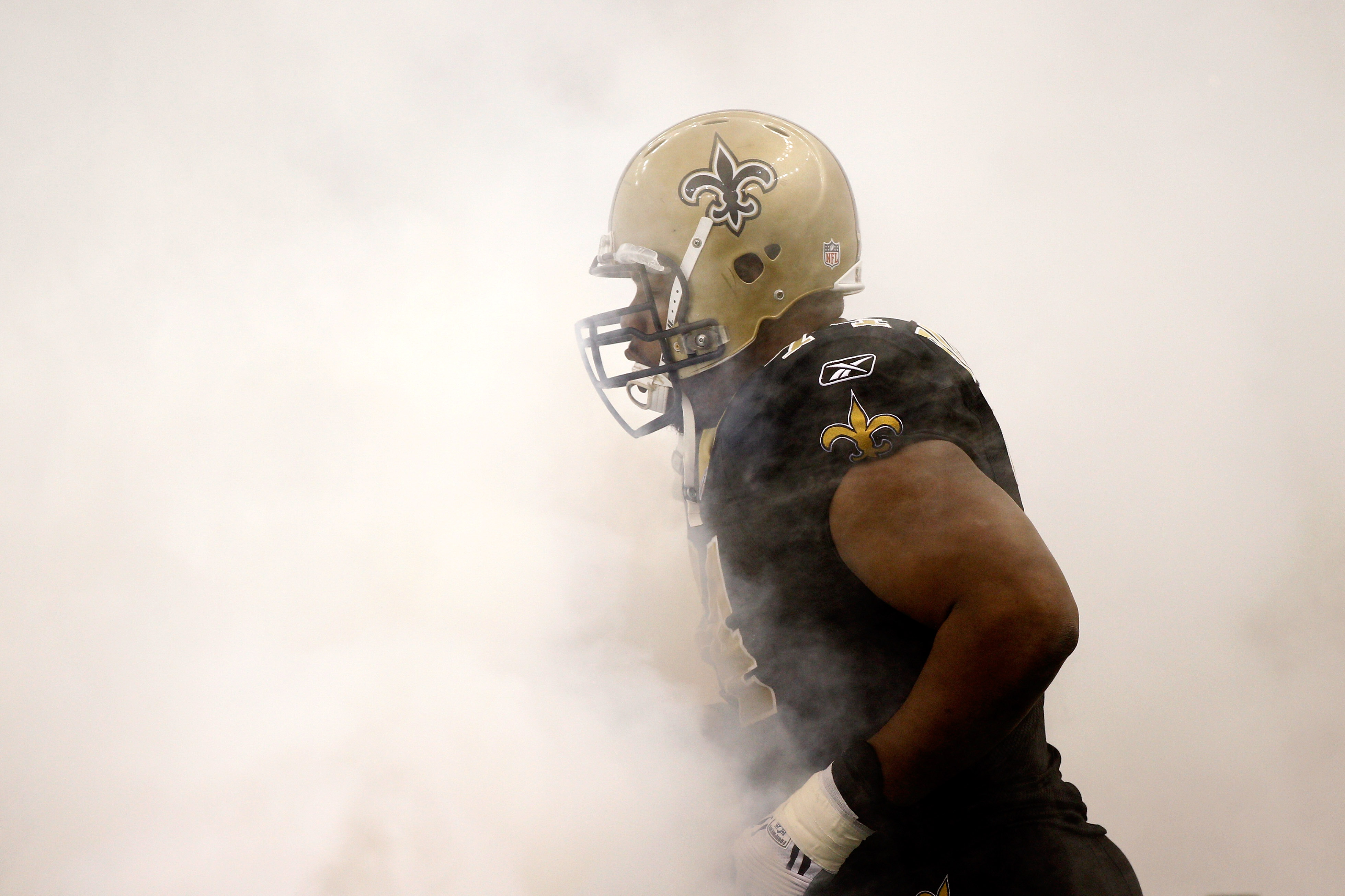 Offensive tackle Jermon Bushrod #74 of the New Orleans Saints runs out during introductions before taking on the Atlanta Falcons (Source: Chris Graythen/Getty Images)