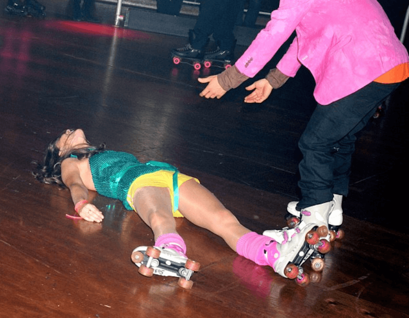 Kate Middleton, before becoming the Duchess of Cambridge, clearly caused quite some commotion during one of her roller disco charity events which she herself helped organize back in 2008. (Source: Youtube)
