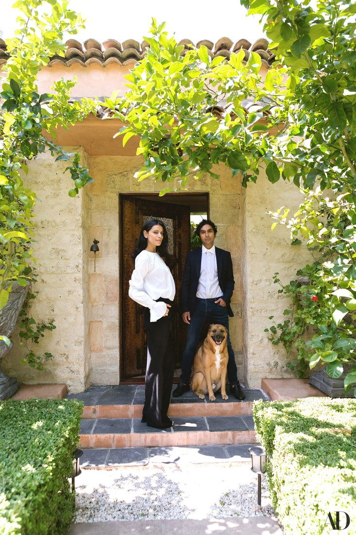 Neha Kapur and Kunal Nayyar have created the perfect oasis for themselves and their dog, five-and-a-half-year-old Boba Fett, whom they rescued as a puppy after seeing a KTLA morning news segment about a box of abandoned puppies.