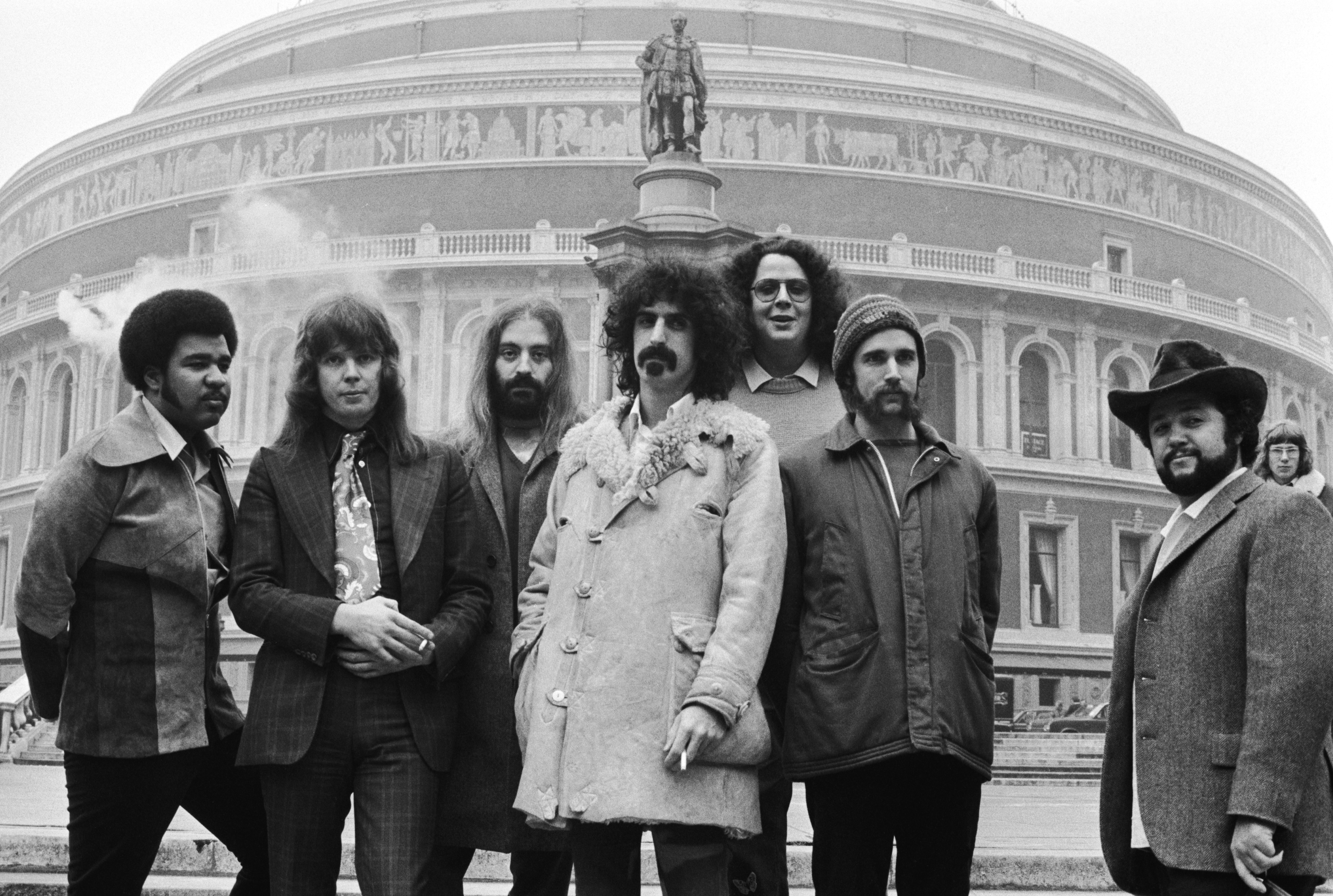 American musician Frank Zappa (1940 - 1993) outside the Albert Hall with his rock band the Mothers Of Invention. (Photo by Evening Standard/Getty Images)