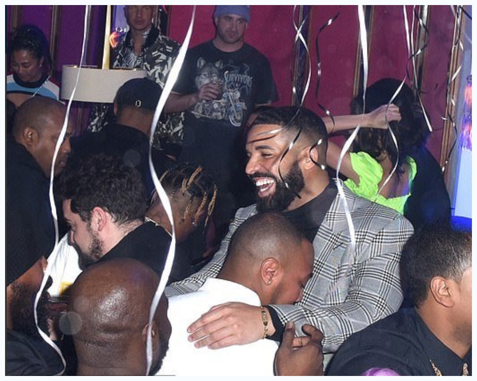 The Jenner siblings joined Travis Scott and Ben Simmons at Delilah in LA, where the 'Scorpion' rapper was hosting a New Year party. (Source: Twitter)