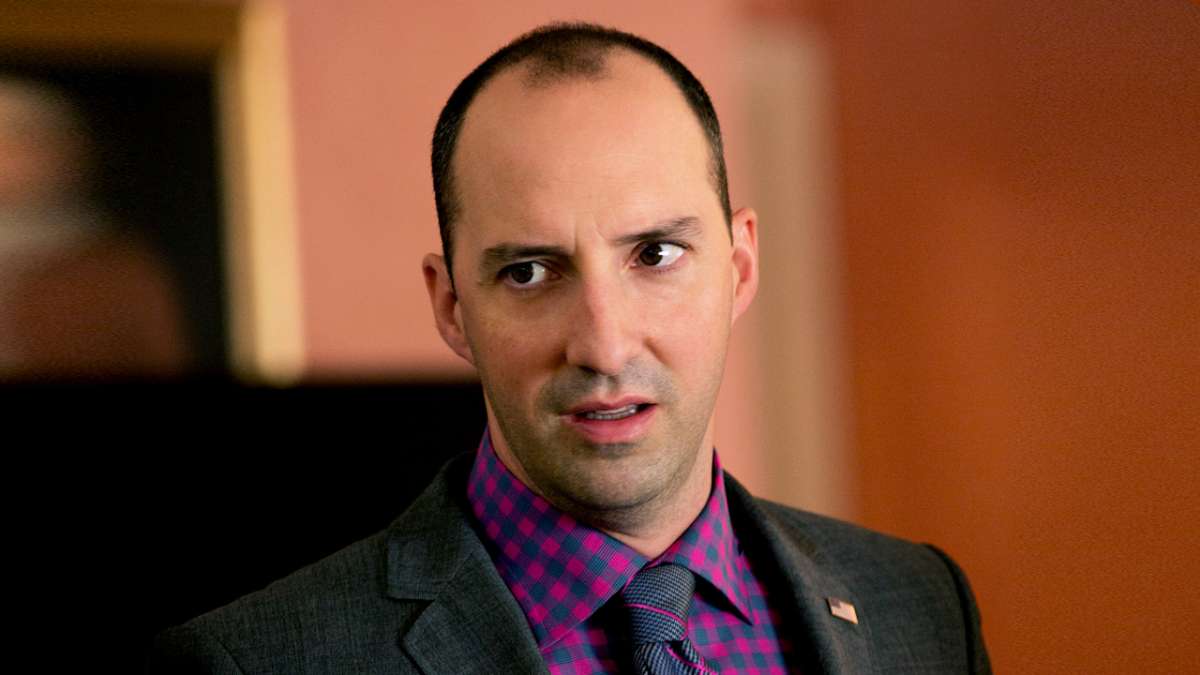 Tony Hale as Gary Walsh (HBO)