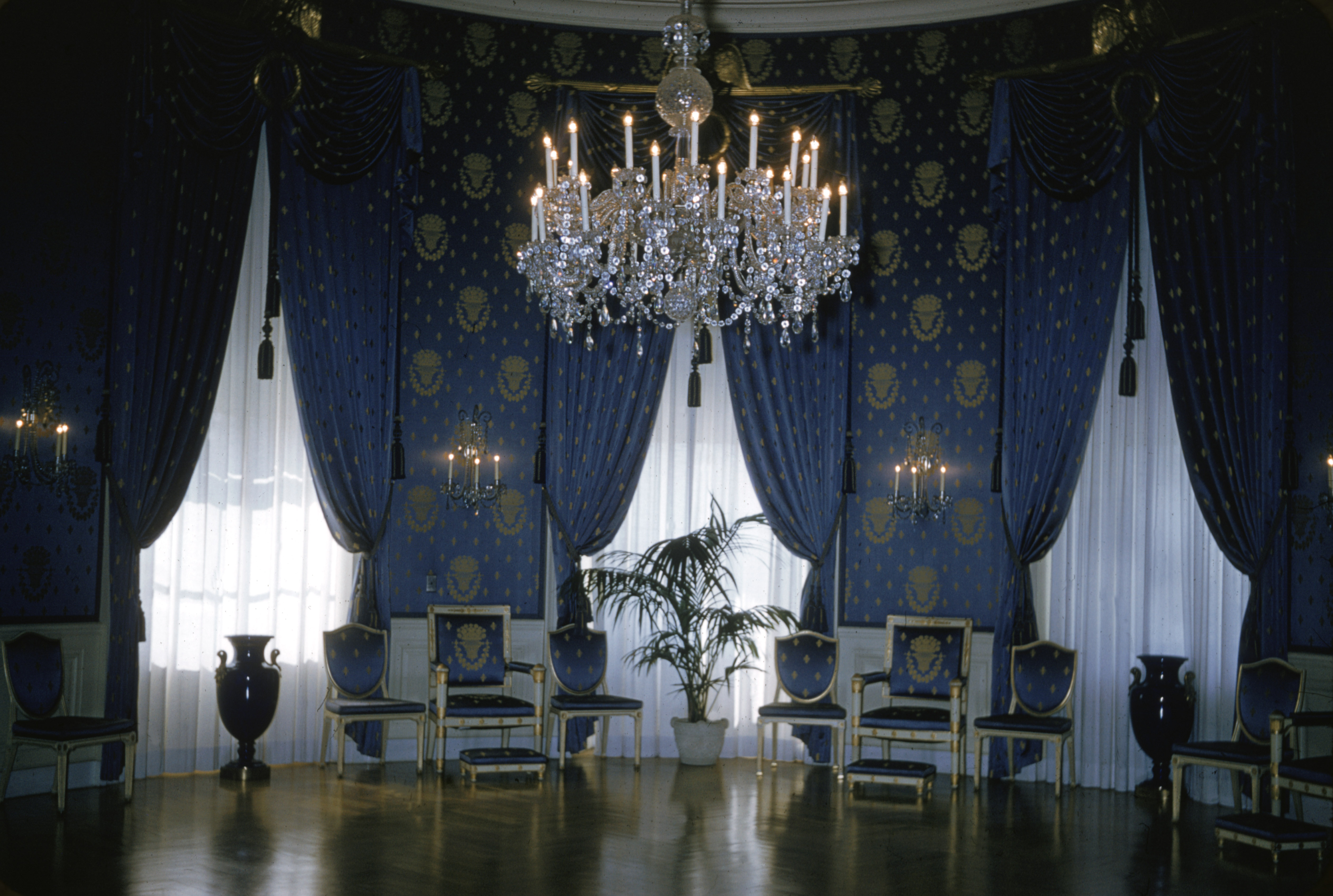 Interior view of the Blue Room at the White House, Washington, D.C., 1970s. (Photo by Harvey Meston/Getty Images)