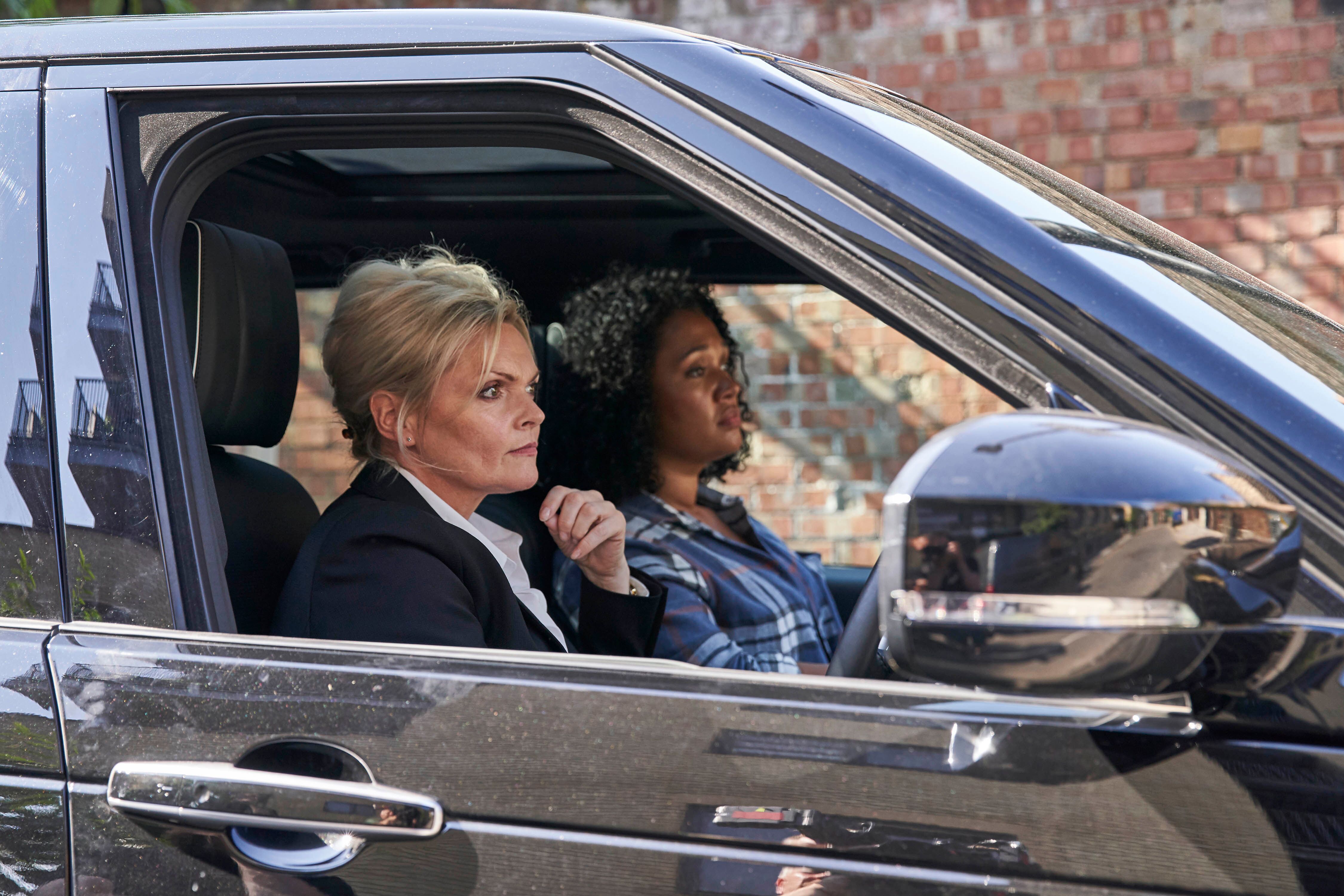 Detective Sergeant Vivienne Cole (Sharon Small) (L) and Trainee Detective Constable Billie Fitzgerald (Tori Allen-Martin) (R) in episode 1 of London Kills. Source: Acorn TV