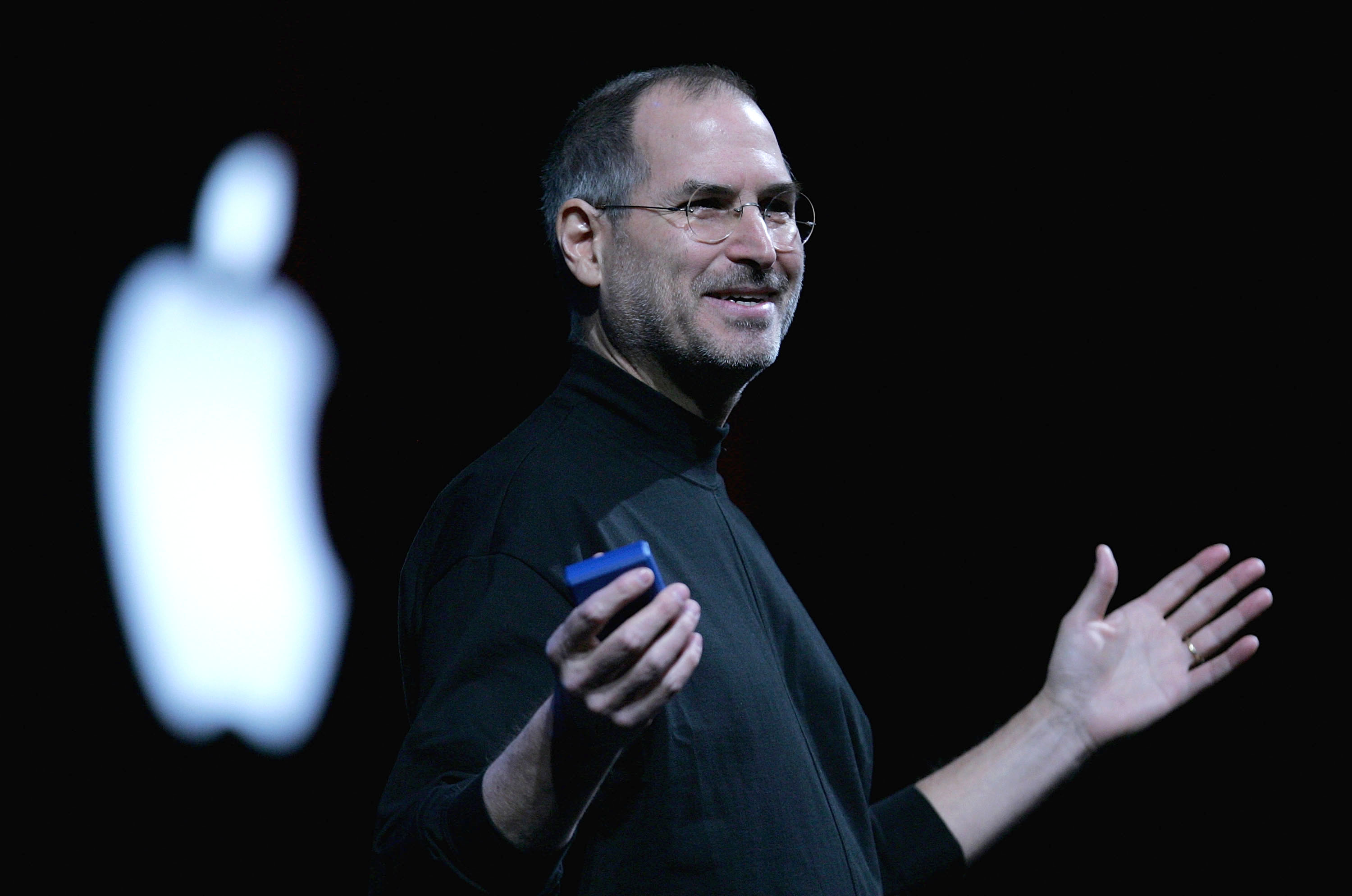 Apple CEO Steve Jobs delivers a keynote address at the 2005 Macworld Expo January 11, 2005 in San Francisco, California. (Getty Images)