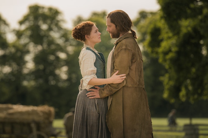 Sophie Skelton (Brianna Randall Fraser), Richard Rankin (Roger Wakefield) - Outlander Episode 413 (Starz)