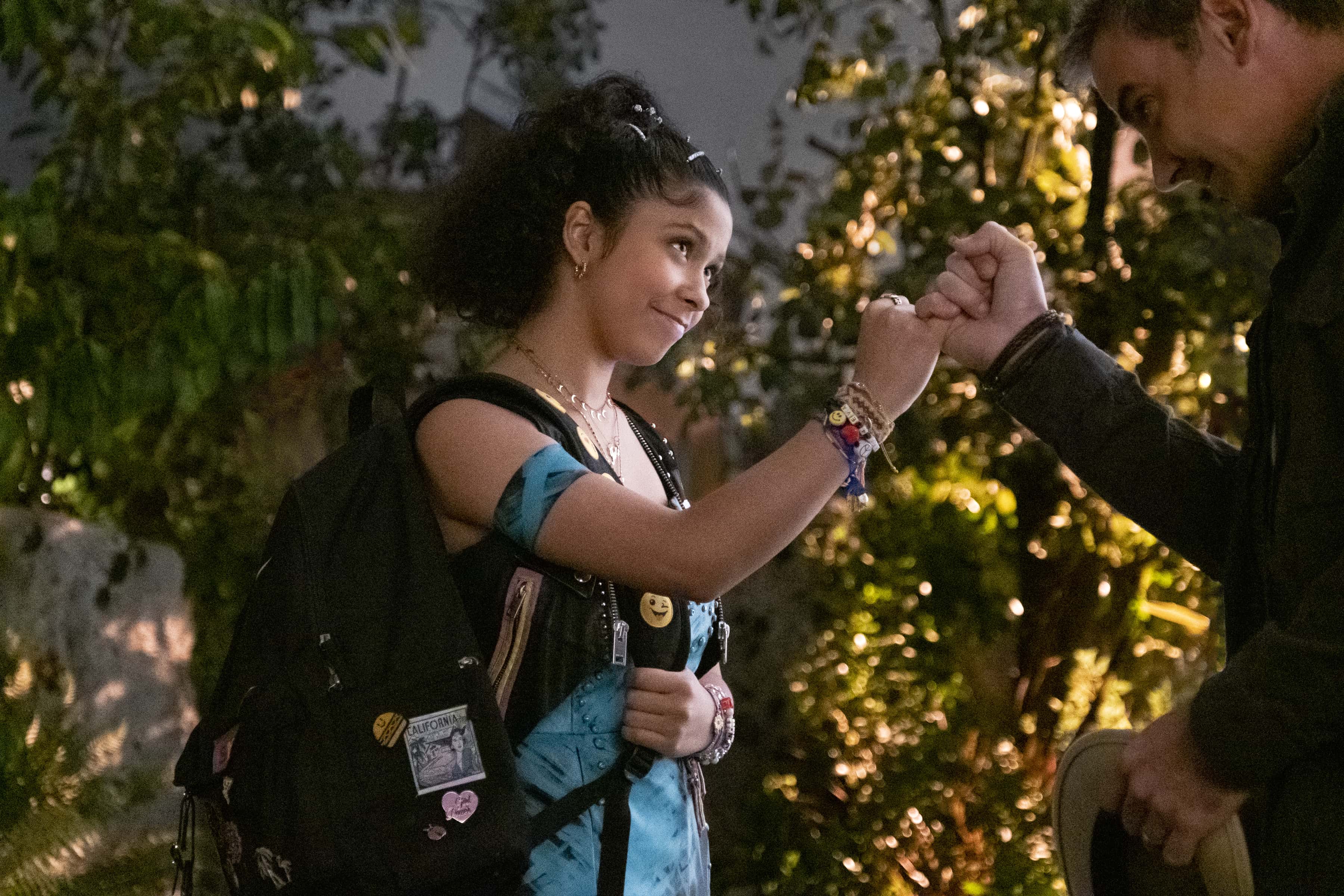 Julie And The Phantoms Cast Now Or Never 'Julie and the Phantoms': Netflix teen musical sugarcoats loss without