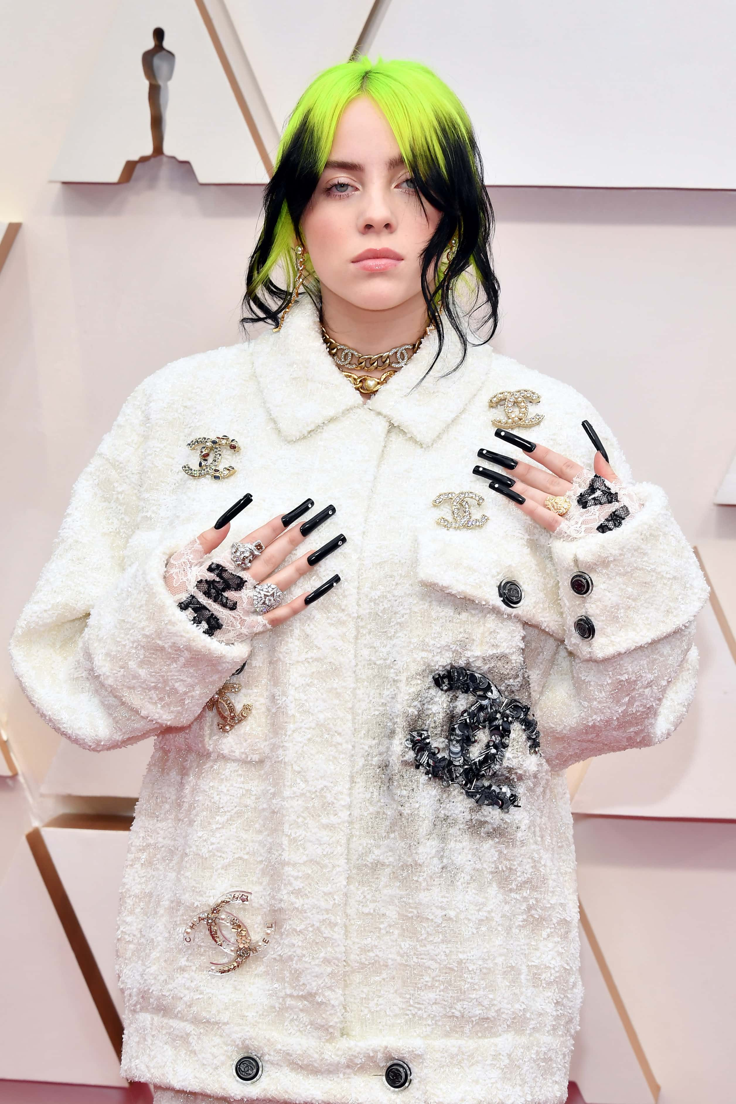 Who Is Billie Eilish S Boyfriend Matthew Tyler Vorce 30 Papped Getting Coffee With Singer Meaww