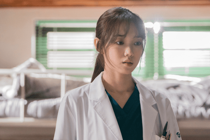'Dr Romantic 2' Week 3 introduces dilemma of whether Dr Do and Park are